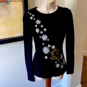 100% Cotton Black Classy Christmas long tee! Perfect for under blazer..Sz S